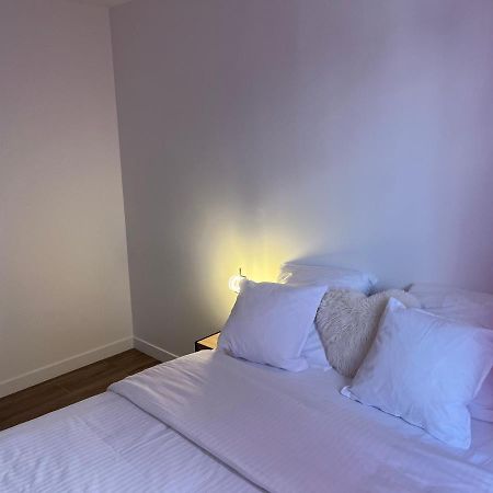 Appartement Spacieux Clichy-sous-Bois Экстерьер фото