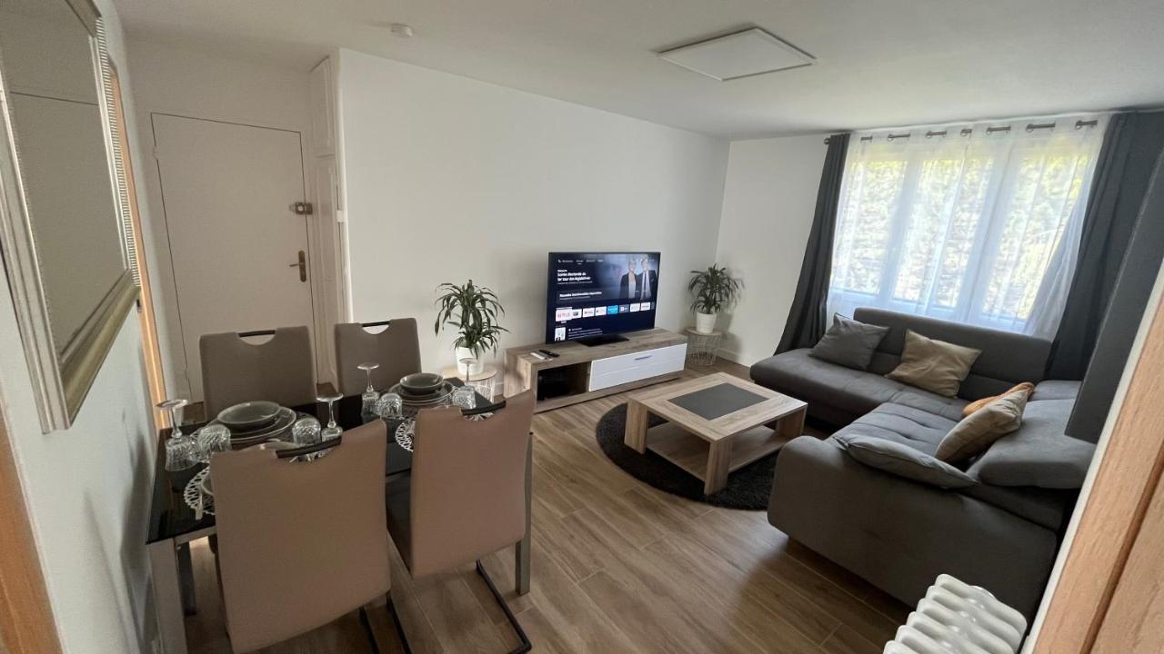 Appartement Spacieux Clichy-sous-Bois Экстерьер фото