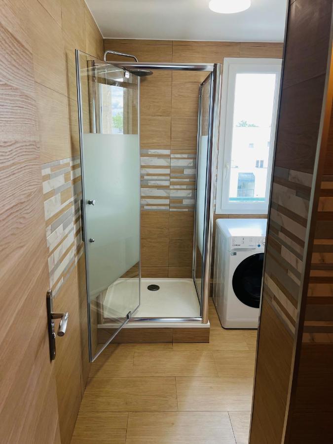 Appartement Spacieux Clichy-sous-Bois Экстерьер фото